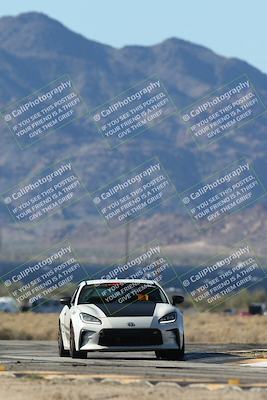 media/Nov-23-2025-Speed Ventures (Sun) [[88f20b6e61]]/2-Orange Group/Session 2 (Turns 16 and 17 Exit)/